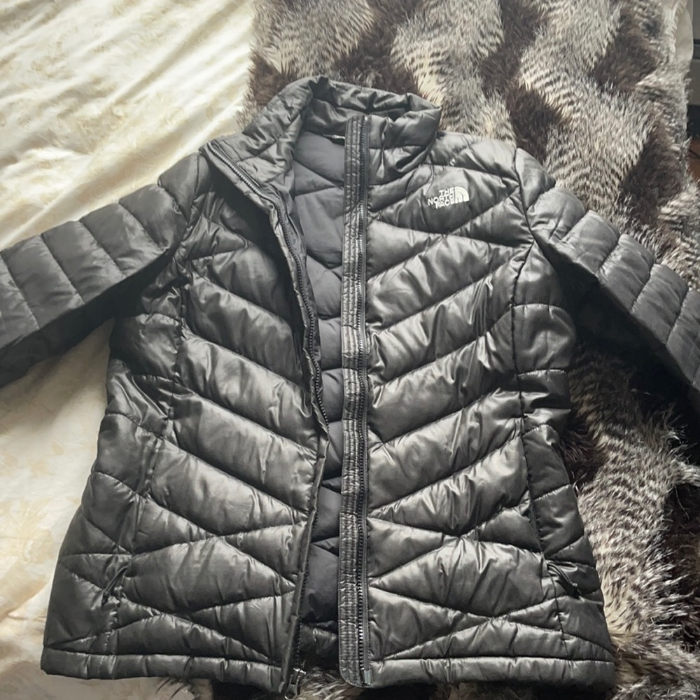 Black North Face women’s puffer